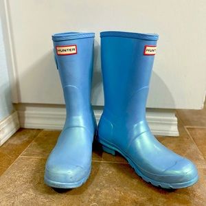 Women's Original Nebula Short Rain Boots. Blue iridescent.